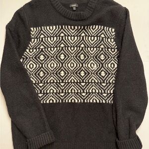 NWOT Men's Black and White Patterned Sweater